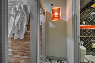 Chalet at Falling Water Close to Bike Trails - Bella Vista - 1
