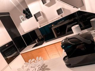 Apartament Solna 80 - Centrum Miasta z podziemnym garażem - Kielce - 4