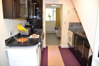 Olive Tree 2 bed Apartment - STAYSEEKERS - 9