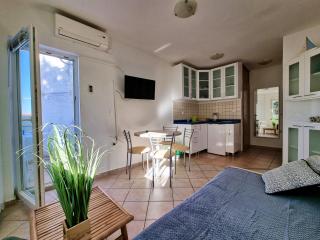 Apartment AQUA near the city beach - Novalja - 4