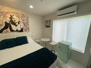 Luxury Studio Apartment IN Downtown! 24 - 4