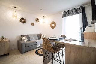 L'ETHNIK--STUDIO TOUT CONFORT--CLIM--PARKING--WIFi - Lourdes - 8