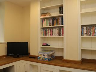 Apartment 6 - Whitby - 6