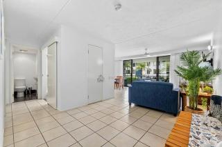 Your place. Enjoy the beach retreat - Rainbow Beach - 3