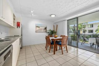 Your place. Enjoy the beach retreat - Rainbow Beach - 5