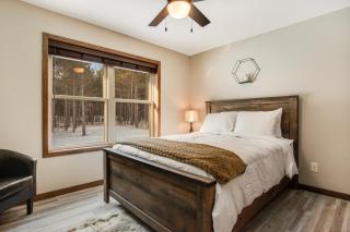 Red Pine Cabin - New Miner - 6