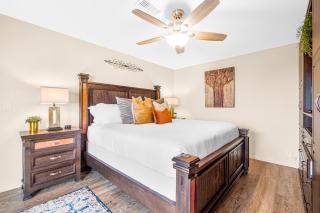 Canyon Palms - 3