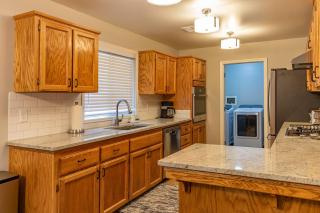 Pine Place - Oakhurst - 5