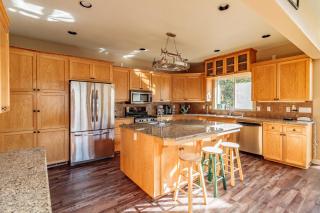 Robinson Shoreline House - Bass Lake - 4