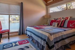 Peters Lakefront - 5
