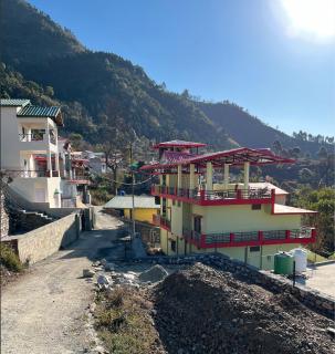 Aashiyana Homestay - 8