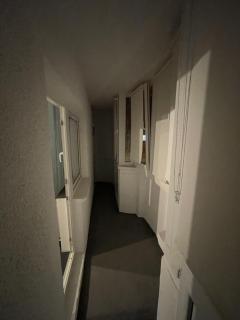 Turqoise Luxury Apartment Near Unirii Square - Bucharest - 1