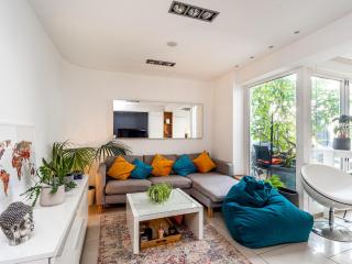 Pass the Keys Stylish 2-Bed Flat with Private Garden in Crouch End - Londra - 0