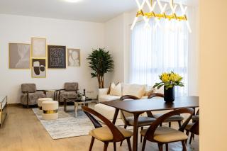 2BR La Cote B3, Community View - Dubai - 3