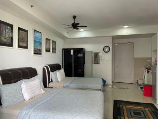 Wadi Iman Guesthouse @ i-City - 2