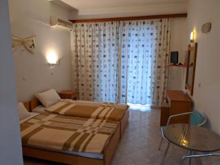 Chrysa Apartments - Kolymbia - 3