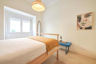 Charming 3BR APT w/ patio, by TimeCooler - Lissabon - 1