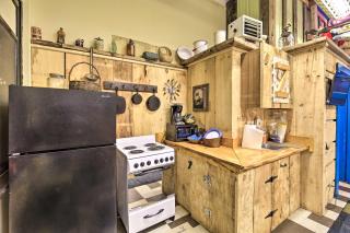 Unique ATV Apartment in Remodeled Schoolhouse - - 2