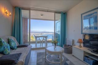 Superb 45m With Balcony And Magnificent Sea View - Théoule-sur-Mer - 5