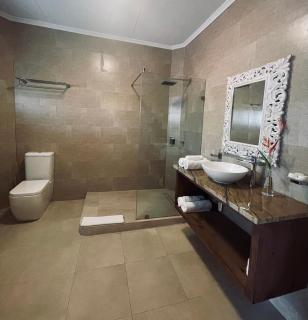 Sun Properties and Resort Hotel - Beau Vallon - 4