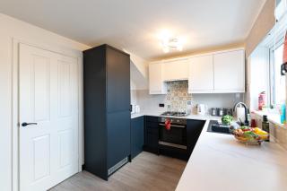 Windy House - private garden with patio - free parking - 9