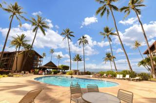Panoramic Ocean View 1BR Condo Suite 150 feet from the Ocean at Papakea Ocean Front Resort condo - 5