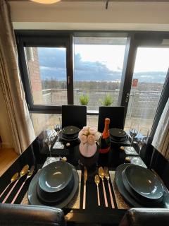 Empire Serviced Apartments - 4