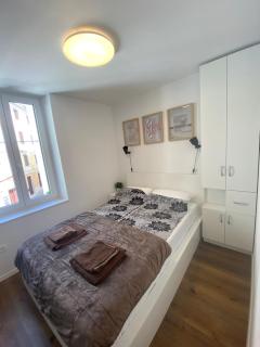 Jolly -Center Bright Apartment at Tartini Square - Piran - 9
