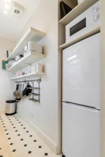 Elegant Earl's Court 2 Bedroom Flat Just 4 Minutes from Tube - Londen - 1