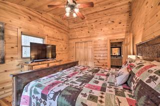 Cozy Blue Ridge Cabin with Sauna and Trail Access! - 4