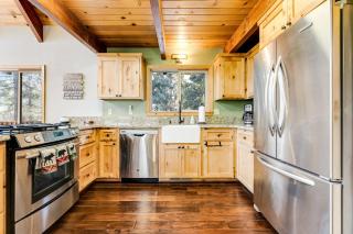 Majestic Mountain - Dorrington - 2