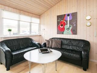 6 person holiday home in Blokhus-By Traum - Blokhus - 6