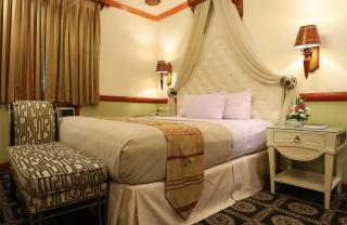 Camelot Hotel - 5