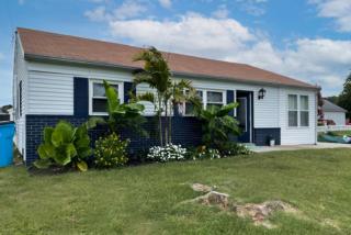 Dockside Daydreamin' - 7