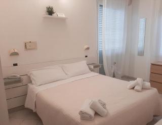 HOTEL JOHN - Rimini - 1