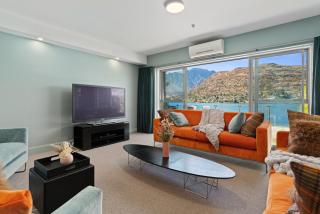 Lake Front 3-bedroom Apartment with Lake Access - Queenstown - 7