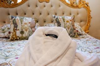 Whispering Place Georgian Grade II Sleeps 6 Adults 3 mins from Safari Park & Steam Train - 4