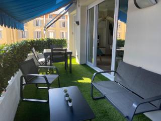 Reine Marie :Top floor Carré d'or avec accès direct à la mer - 7