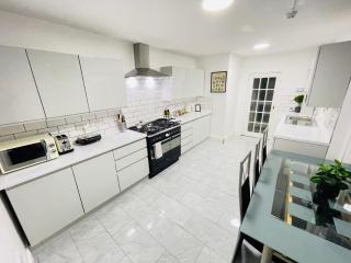 Leytonstone House - SleepyLodge - Londra - 8