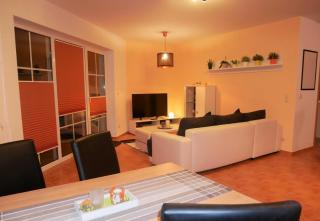 Ferienwohnung Lena mit Terrasse und Tiefgarage - 4