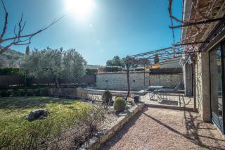 Gîte tout confort - jardin et piscine chauffée - Lagnes - 8