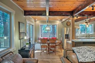 Game Room and Deck Oso Cozy Cabin in Arnold! - Arnold - 5