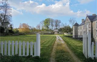 Stunning Home In Gonneville-Le-Theil - Gonneville - 3