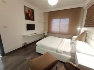Janty Apartments - 2