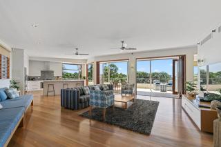 1 4 Meegera Place - Point Lookout - 8