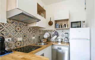 Beautiful Apartment In Lido Di Pomposa - 6