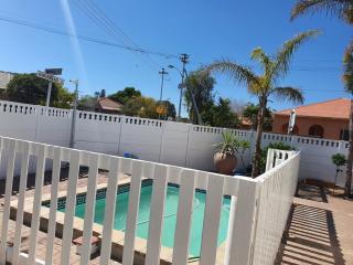 The White House Lodge - 2