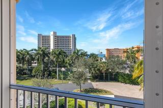 9463BELLALAGO241BLWCO - Bella Lago 241 - Fort Myers Beach - 9