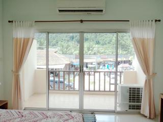 Coconut Beach Resort, Koh Chang - 8