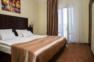 12 Months Mini Hotel - 9